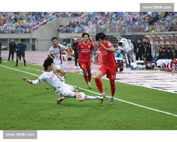 主场 1 分险守优势！铜梁龙 0-0 战平石家庄